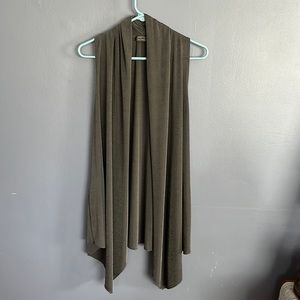 Chico’s Addition Size 3 Vest Gray